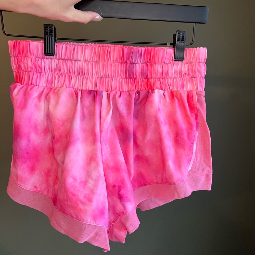 IV L Collective Print Race Pace Shorts WATERCOLOR size 6